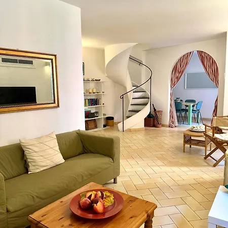 Apartment Casa • • *