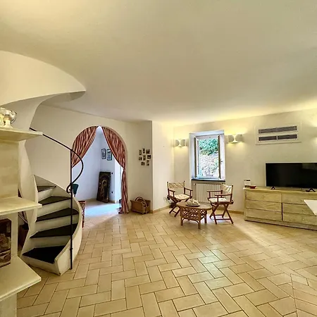 Apartment Casa • • *