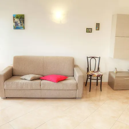 Casa Pairola * سان بارتولومِيو آل ما